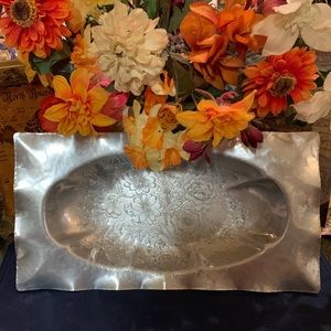 Wild Roses Etched Wrought Aluminum VTG Hammered Serving Platter. Crimped Rim.